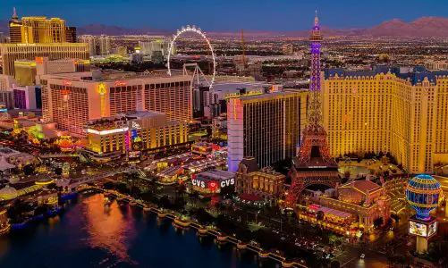 Top 5-Star Vegas Hotels and Their Best 4-Star Alternatives