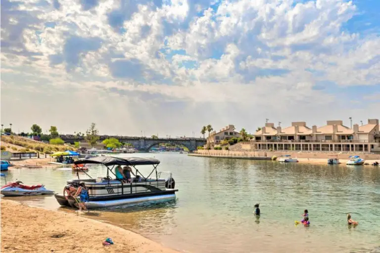 7 Cheap Vacation Spots in the US That Are the Bomb 💣