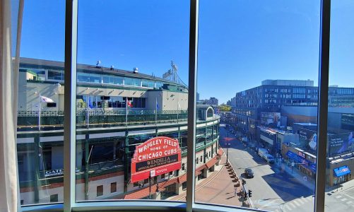 Best Affordable Hotels Near Wrigley Field – Stay Here