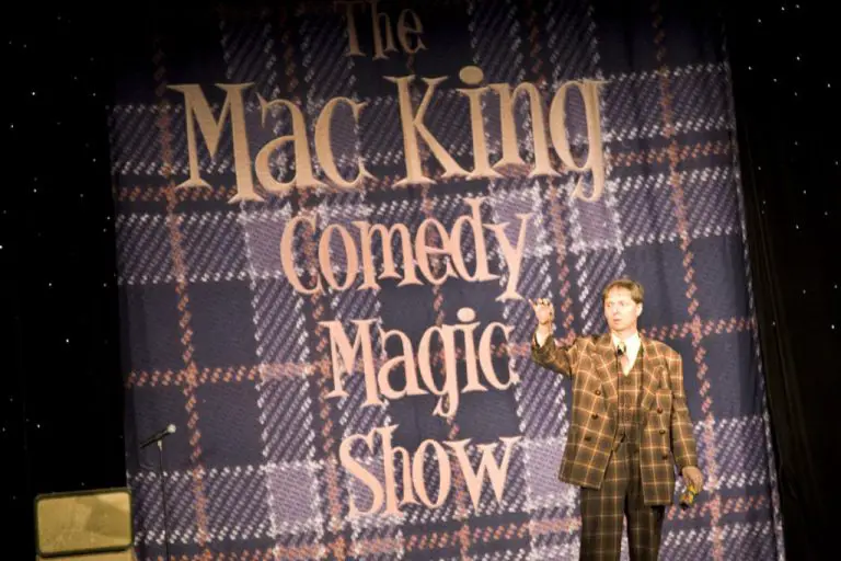 Here Are the Best Magic Shows in Las Vegas in 2024 🧙