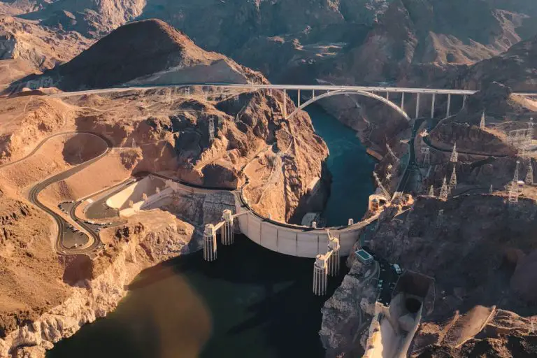 How to Easily Get to the Hoover Dam From Las Vegas