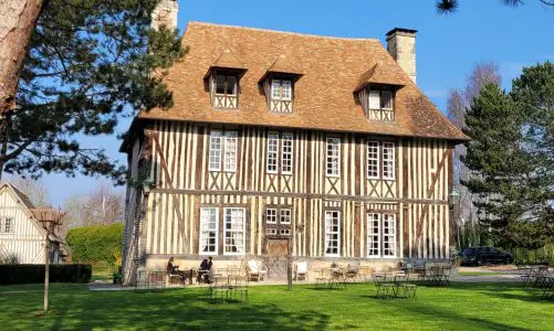 Best Hotel in Normandy > Luxury and History Unveiled