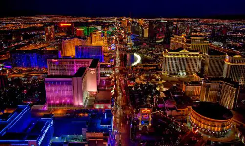 7 Cheap But Nice Las Vegas Hotels on the Strip in 2023