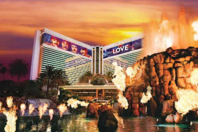7 Cheap But Nice Las Vegas Hotels on the Strip in 2024