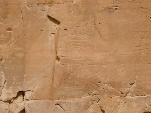 Chaco Canyon Petroglyph Walking Trail From Chetro Ketl to Pueblo Bonito